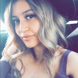 Meet your Posher, Xochitl